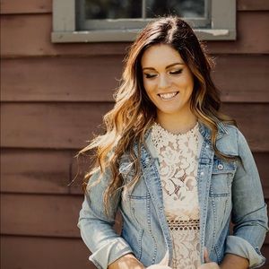 Meet your Posher, Kenzie